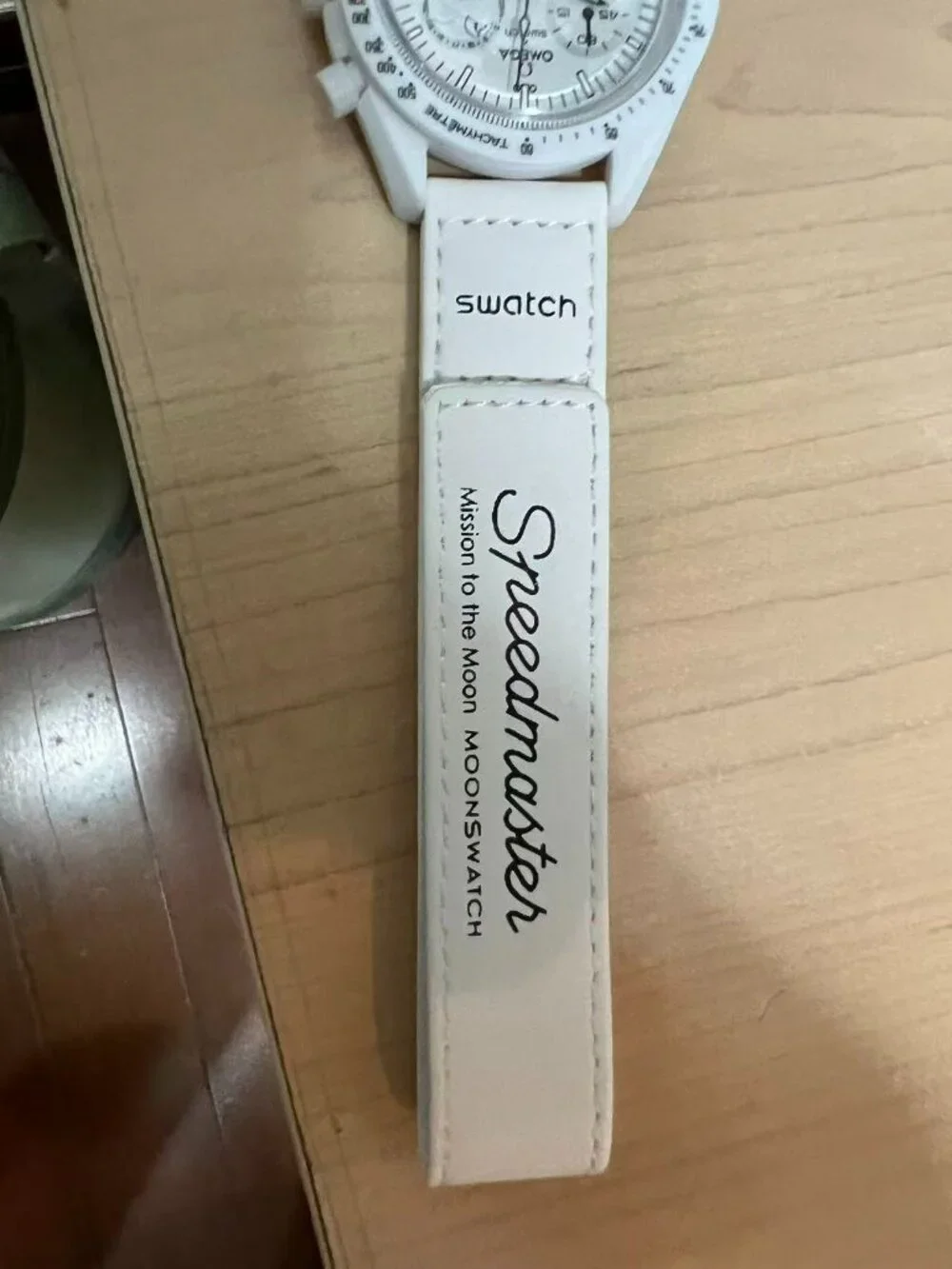 Swatch Omega Bioceramic Moonswatch Mission To Moonphase Snoopy White